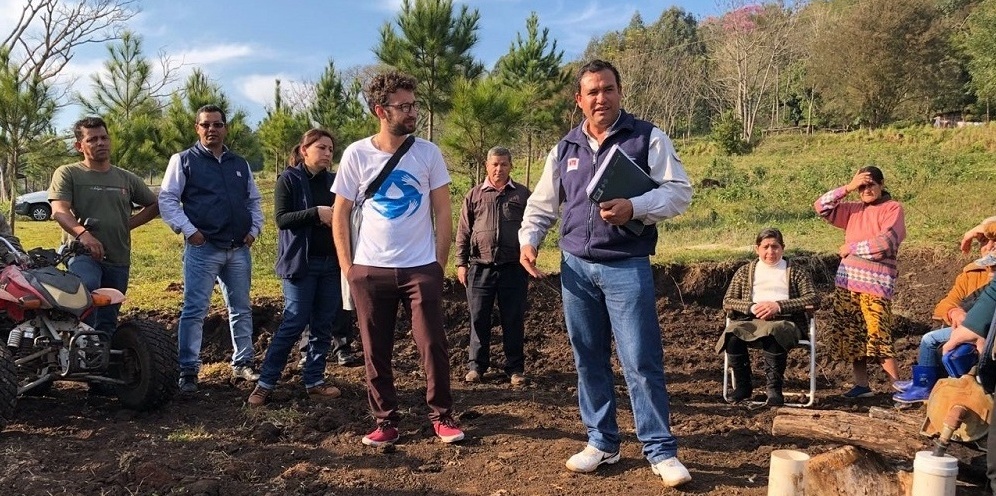 Historias: El médico que facilitó agua segura a 4.500 niños de Misiones