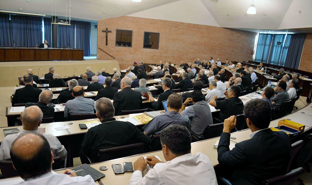 La Iglesia aceptó el reemplazo “gradual” de los aportes del Estado