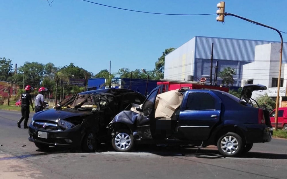 Dos muertos en accidente en Posadas