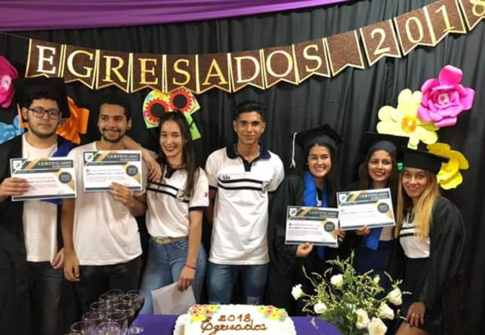 Egresó la octava promoción sin edificio escolar propio del CEP 26