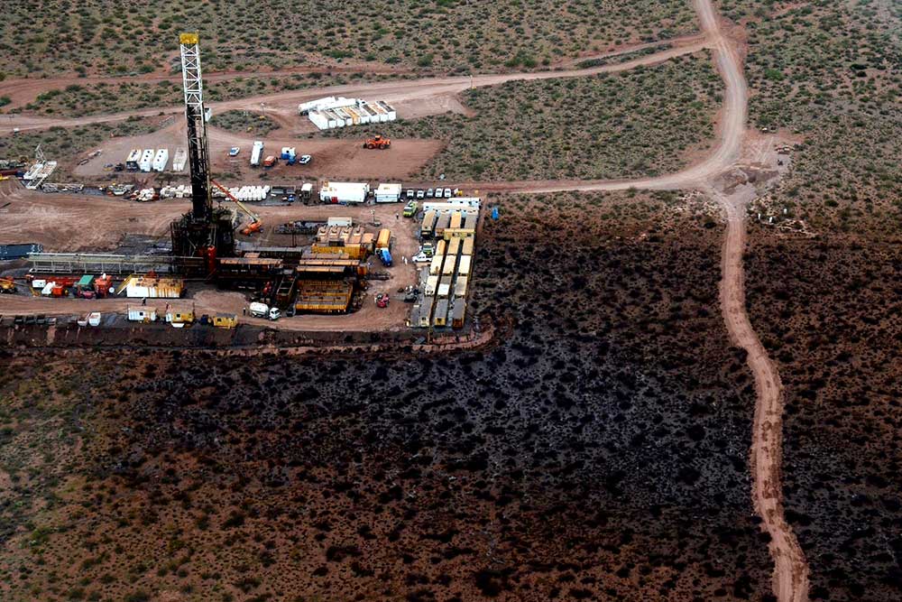 Millonaria multa a YPF por derrame en Vaca Muerta