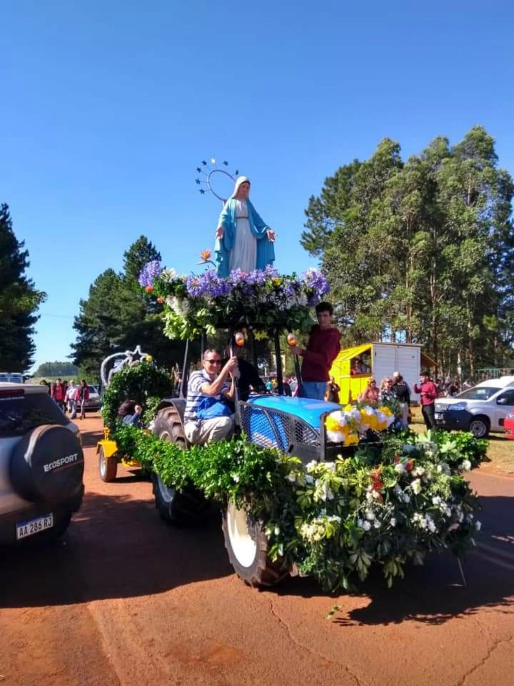 Homenajearon a la Virgen de Azara en su día