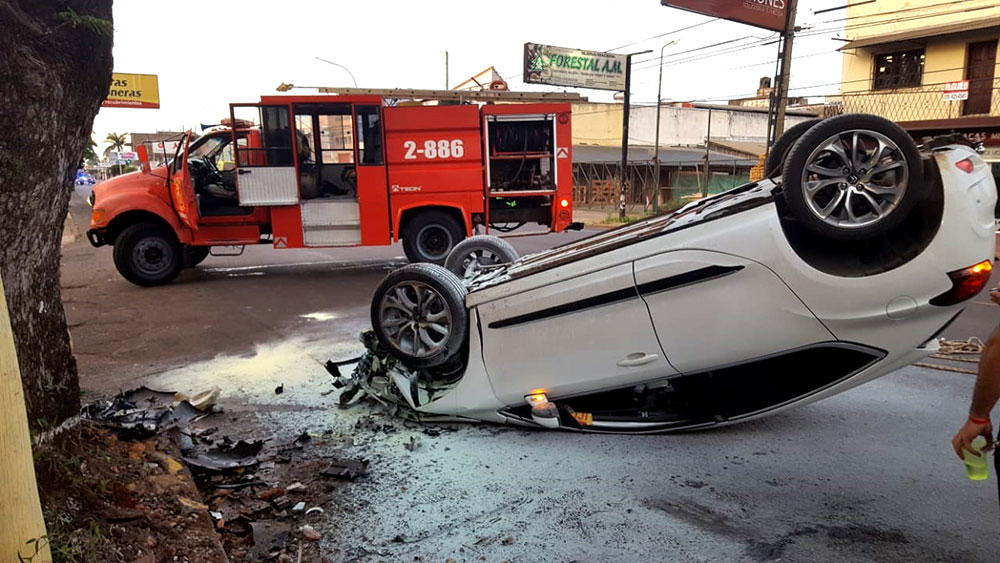 Vuelco con suerte en la madrugada posadeña