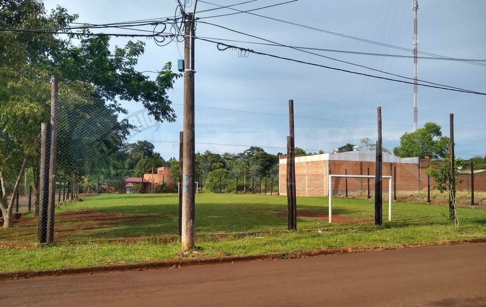Le encontraron la vuelta a la “canchita de la discordia”