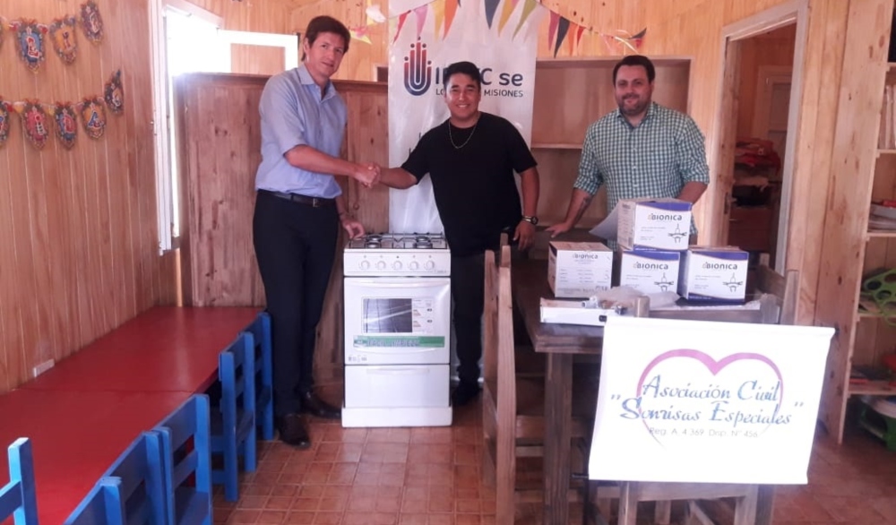 Iplyc Social donó mobiliario a la Asociación Civil “Sonrisas especiales”