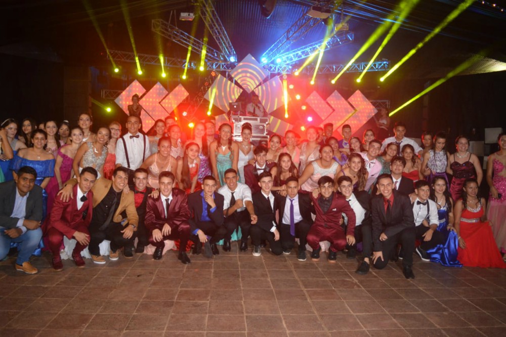 Montecarlo: les sobró dinero de la recepción y ayudaron a hospital