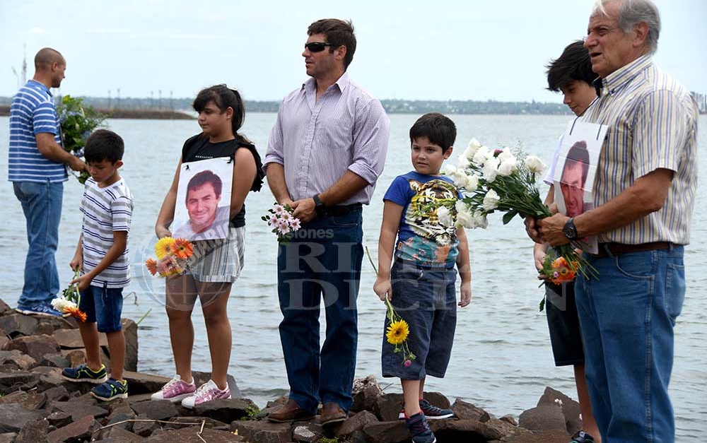 Emotivo homenaje a nueve años de la Tragedia del Paraná