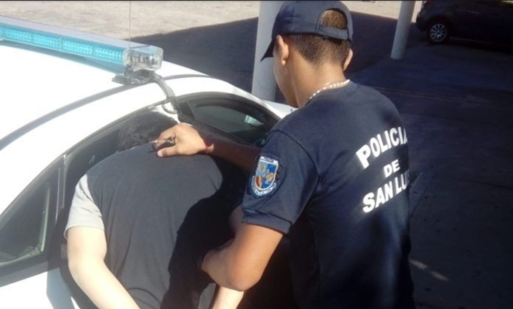 Desfiguró a su familiar porque no le cocinó