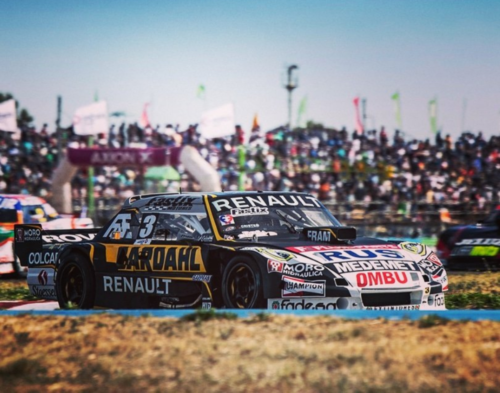 TC: Facundo Ardusso se quedó con la primera carrera del año