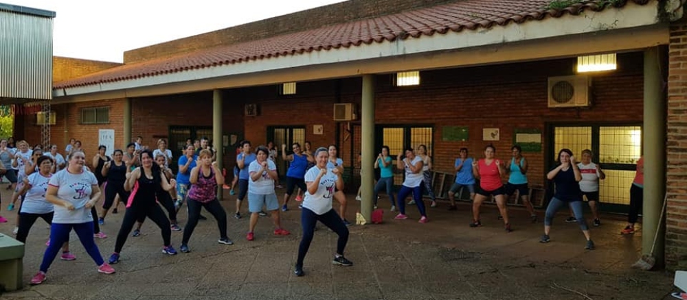 Más de 200 personas participan de actividades deportivas en el IMeFiR