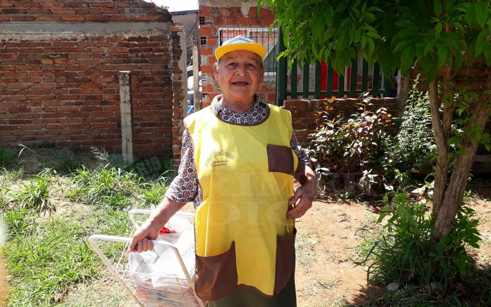 Doña Juana hace más de 40 años vende chipas y comida casera en Posadas
