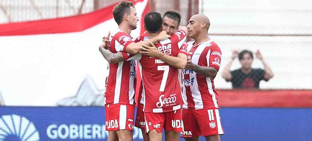 Superliga: Unión pinchó al “Globo” y sueña con la Copa Sudamericana
