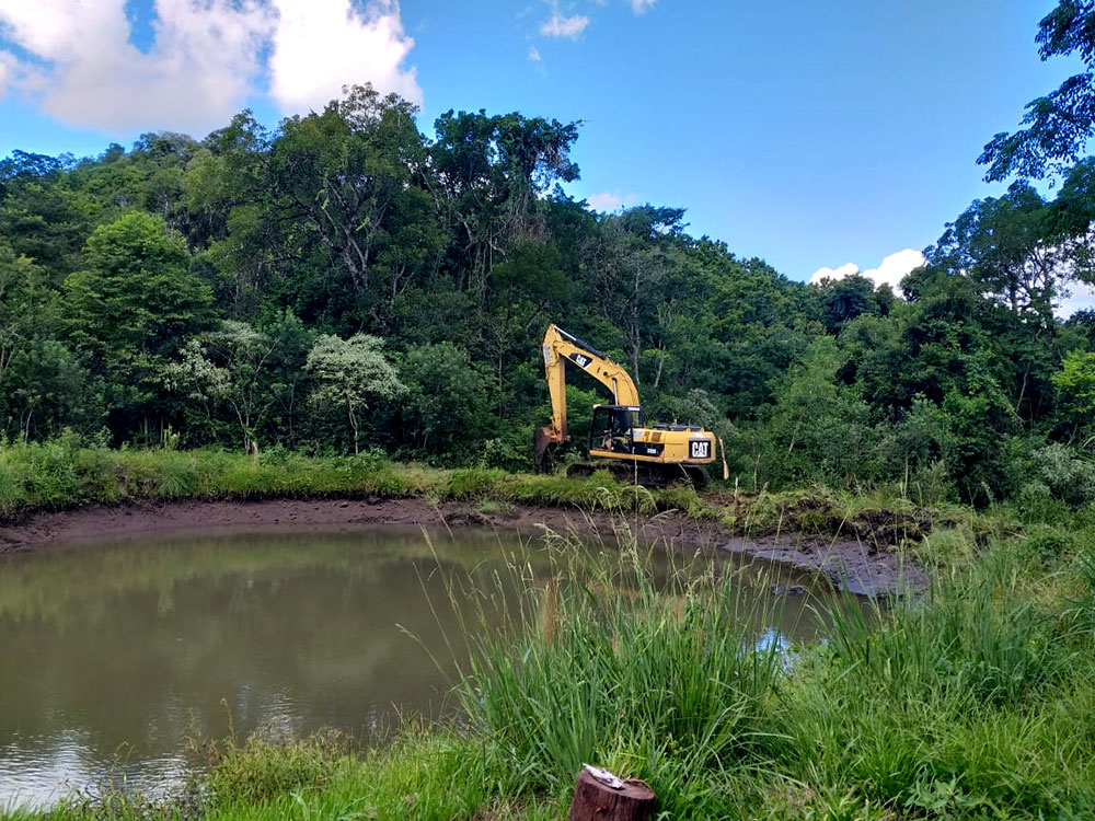 Construyen reservorios de agua en zona rural de Almafuerte
