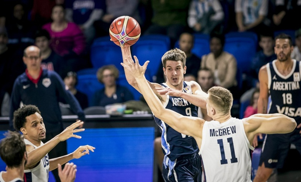Argentina cayó en el último segundo ante EEUU