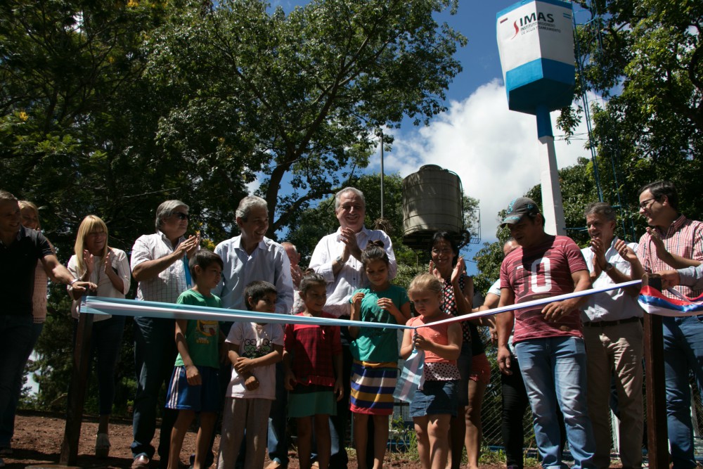 Jornada de inauguraciones y anuncios oficiales en Oberá