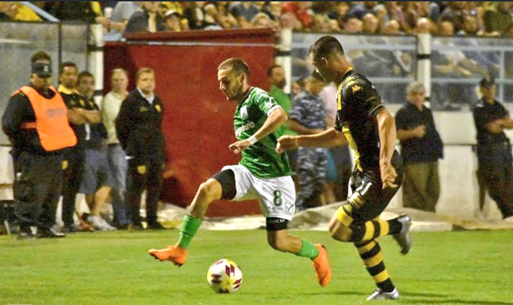 Primera B Nacional: Santamarina de Tandil sorprendió a Ferro