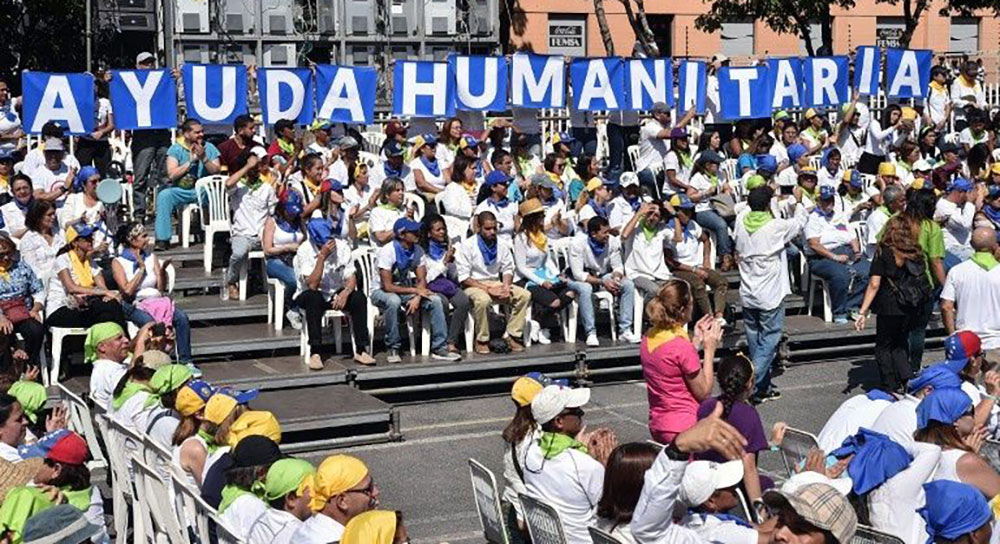 Miles de venezolanos se preparan para recibir ayuda humanitaria