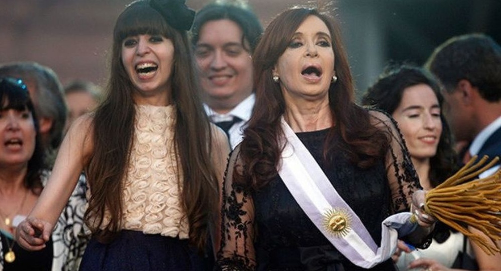 Florencia Kirchner es tratada en Cuba por problemas de salud