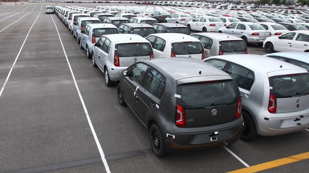 Crisis: las ventas de autos 0km vuelven a derrumbarse 50% en marzo