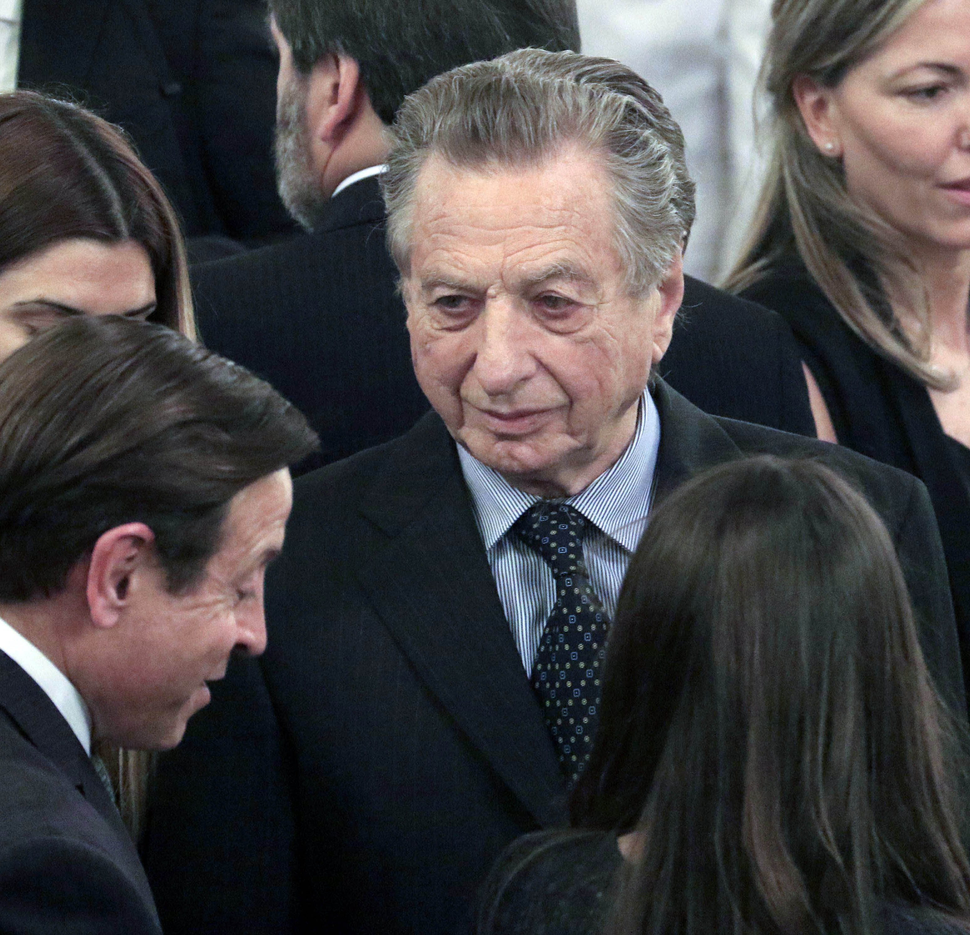 Trasladaron los restos de Franco Macri a un cementerio privado