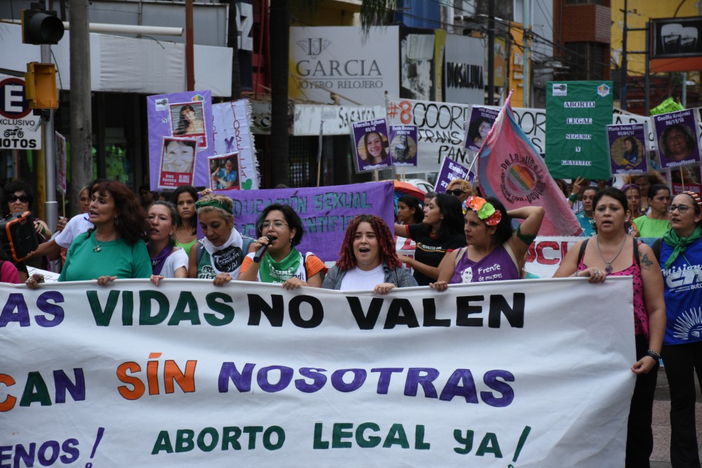“Si nuestras vidas no valen…”, el grito de una marea que no se detiene