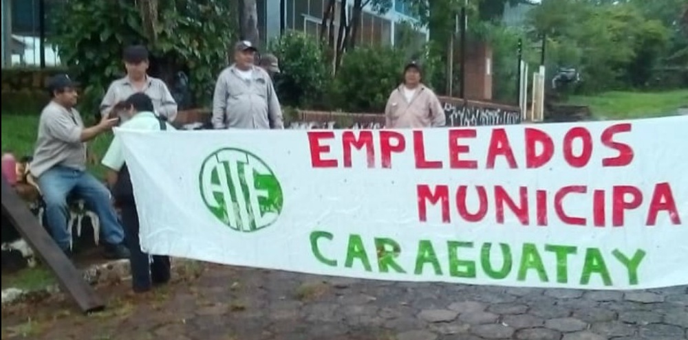 Municipales de Caraguatay reclaman por mejora salarial