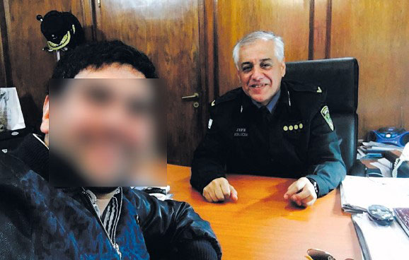 Un espía trucho se infiltró en la Policía y embaucó a todos, hasta al Jefe