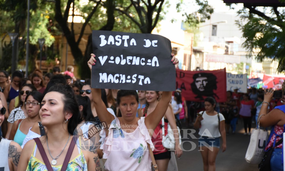 #8M: posadeñas se solidarizaron con familias afectadas por las lluvias
