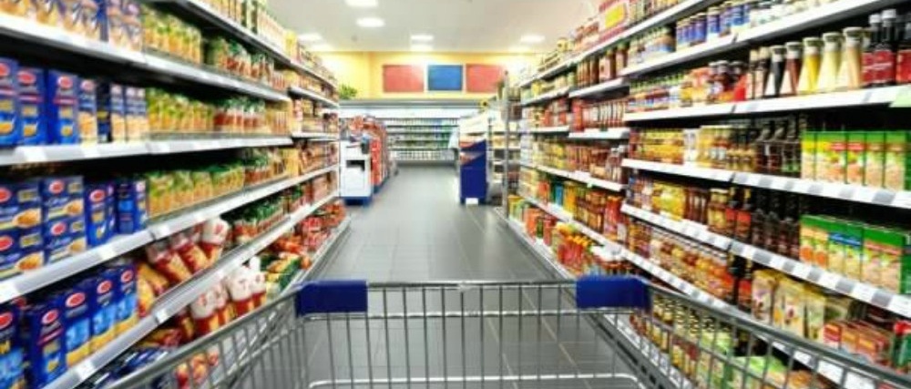 Consumidores se vuelcan a paquetes chicos pero pagan mucho más