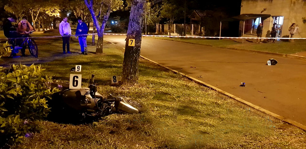 Motociclista muere tras siniestro vial en Apóstoles