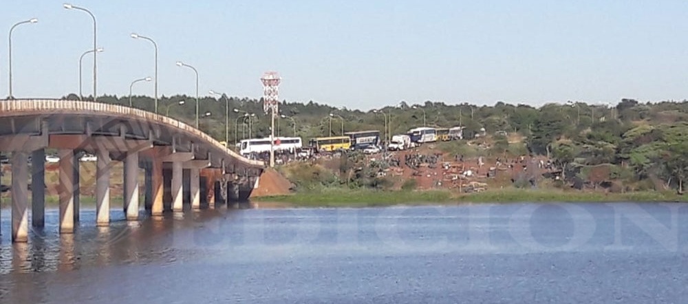 Desalojan a los ocupantes de los terrenos del Acceso Oeste