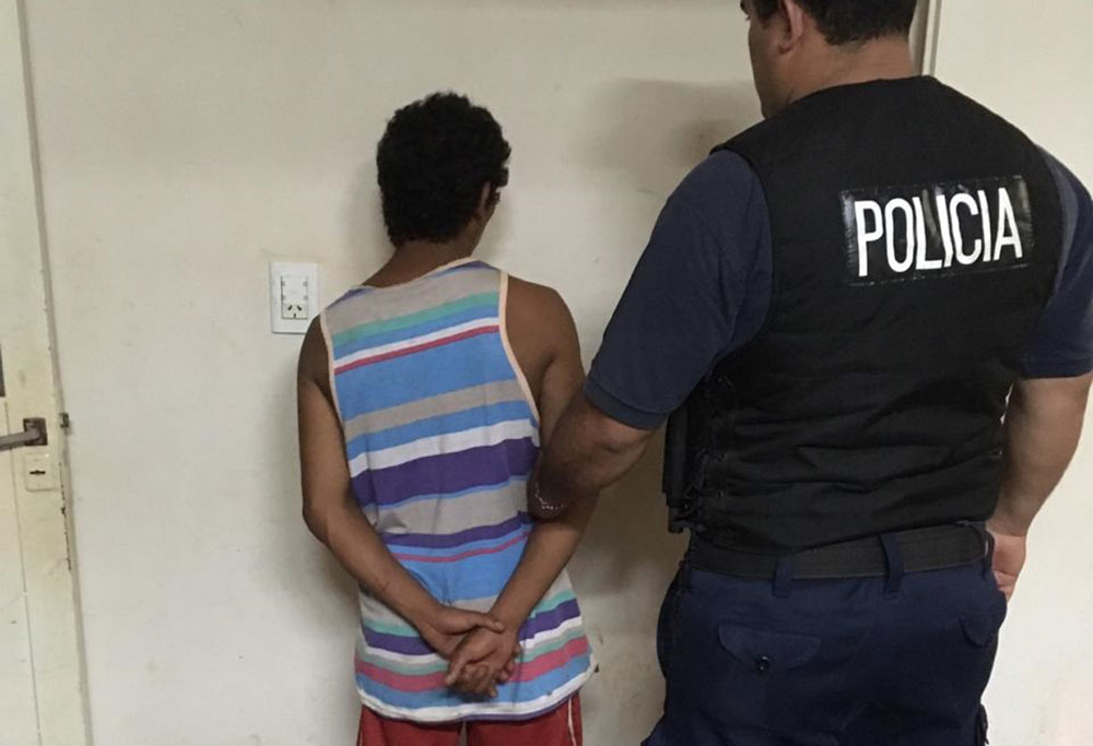 Entró a la iglesia y no para rezar precisamente