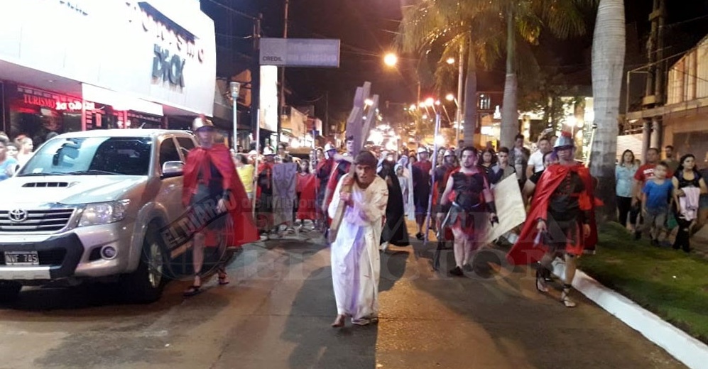 Puerto Iguazú también revivió la pasión y muerte de Jesús