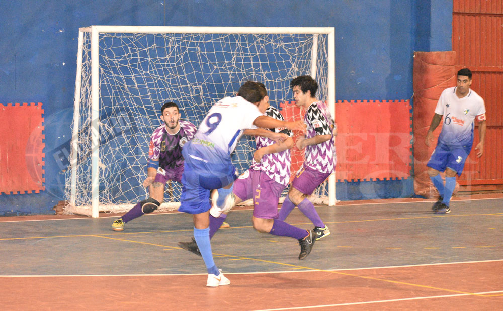 Exa 250 y Zona Nea buscan seguir arriba