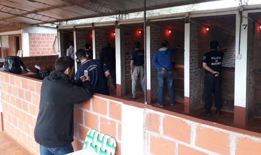 Finde a los tiros en Candelaria