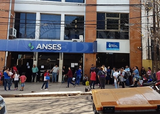 Numerosa demanda en la UDAI Posadas, ya no hay más turnos hasta junio