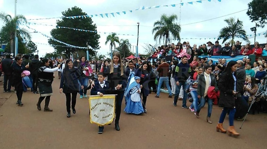 “Tenemos que poner el pecho entre todos para salir adelante”