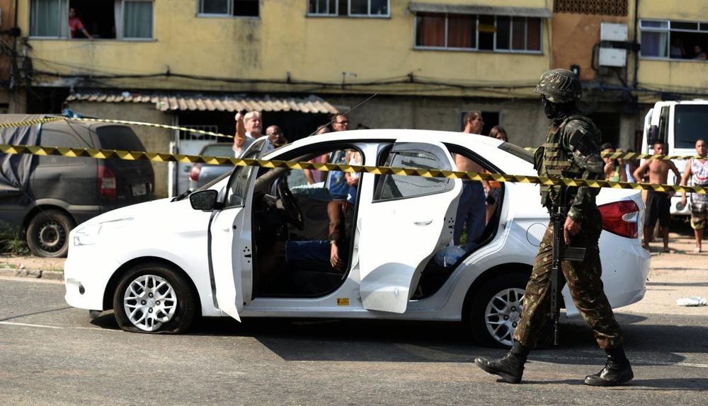 Brasil: liberan a militares que acribillaron un auto y mataron a dos personas