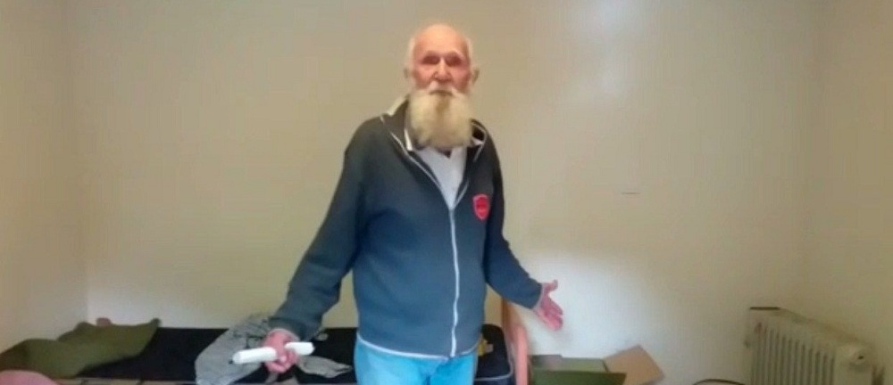 “Le hicieron la mudanza” a un jubilado de 84 años