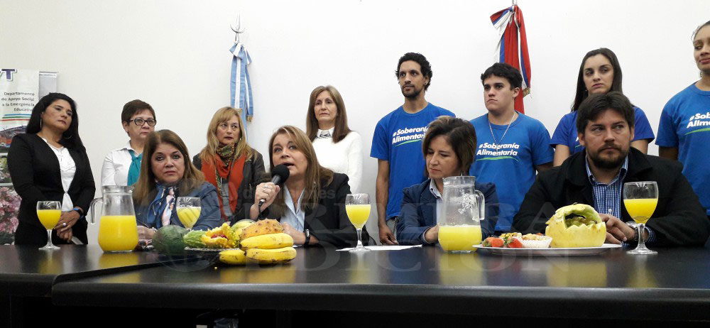 Foro de estudiantes secundarios centrado en huertas agroecológicas
