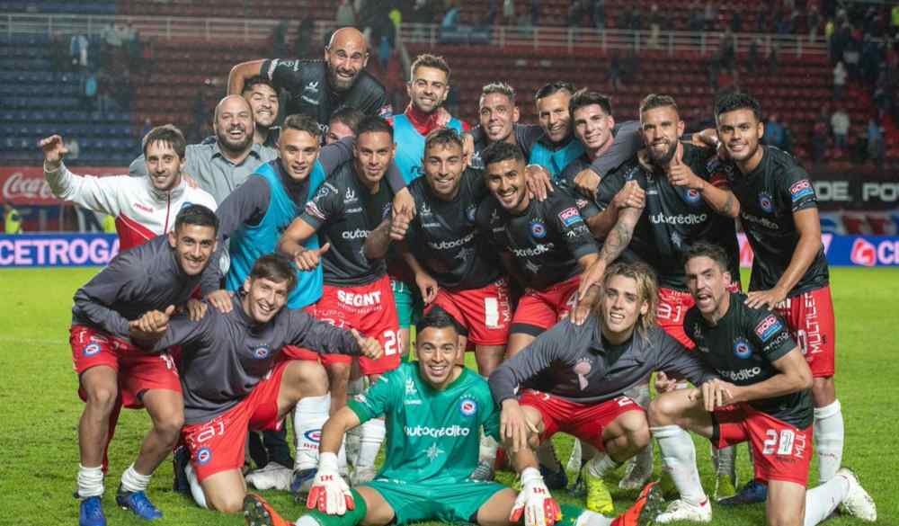 Copa Superliga: a San Lorenzo le picó el “Bicho”