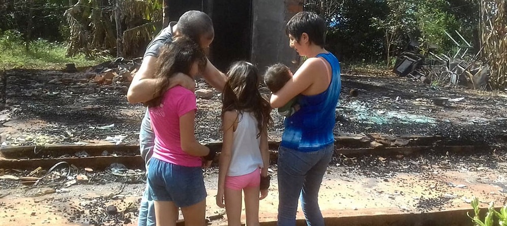 Quedaron sin nada y piden trabajo