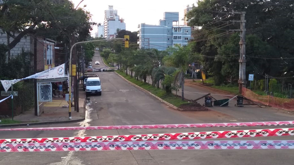 Corte total en intersección de Urquiza y Lavalle