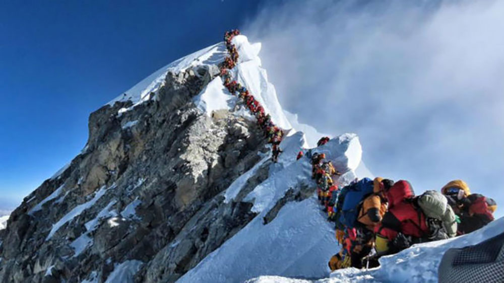 Increíble: atasco en el Everest
