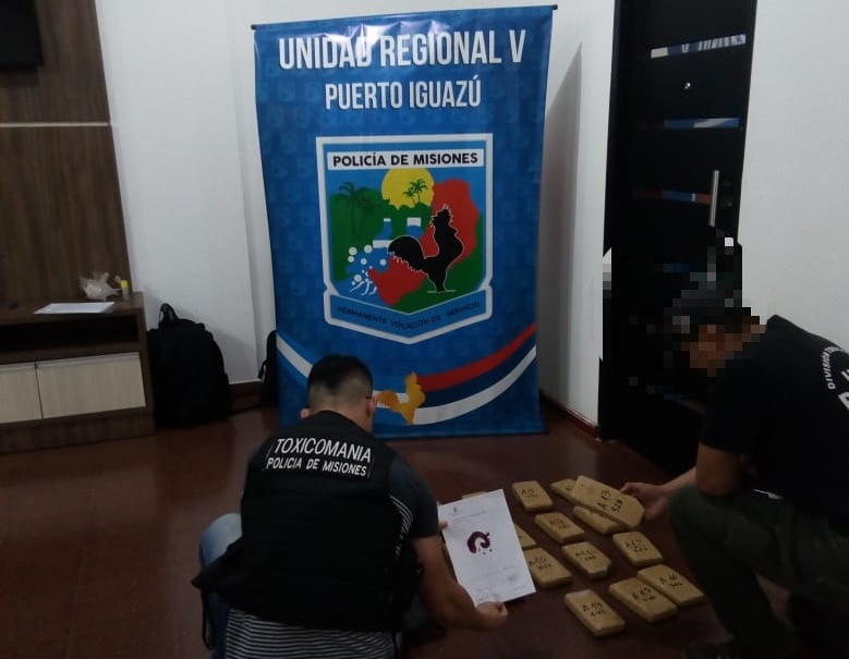 Incautaron 16 panes de marihuana a orillas del río Paraná