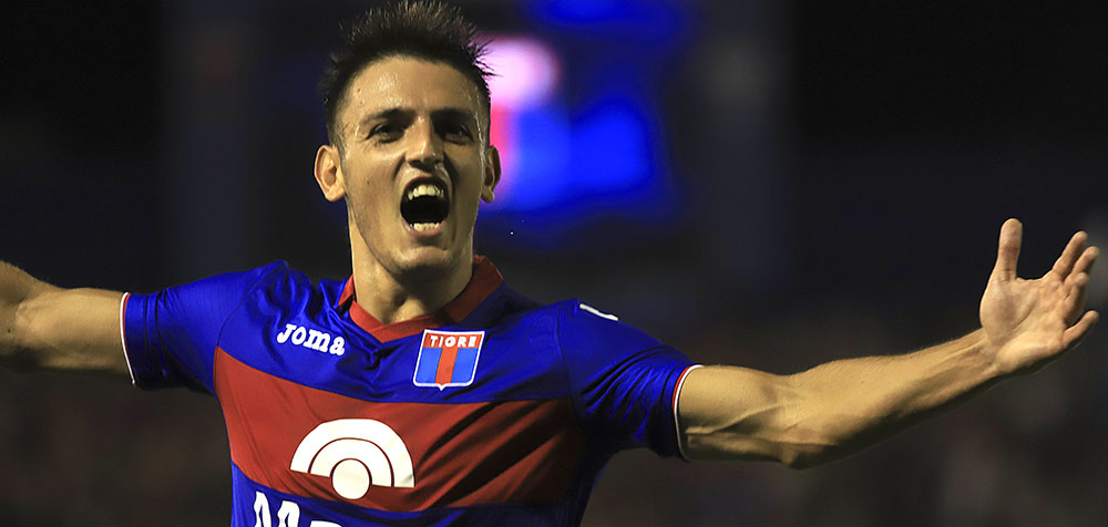 Copa Superliga: Tigre golpeó fuerte para llegar a la final