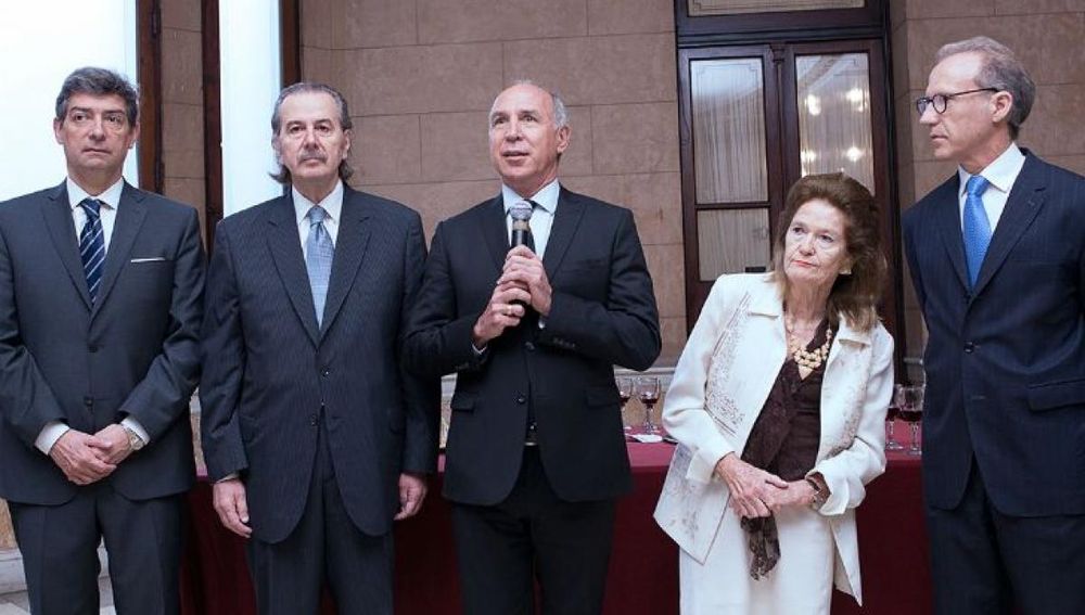 La Corte decidió limitar la realización de escuchas judiciales