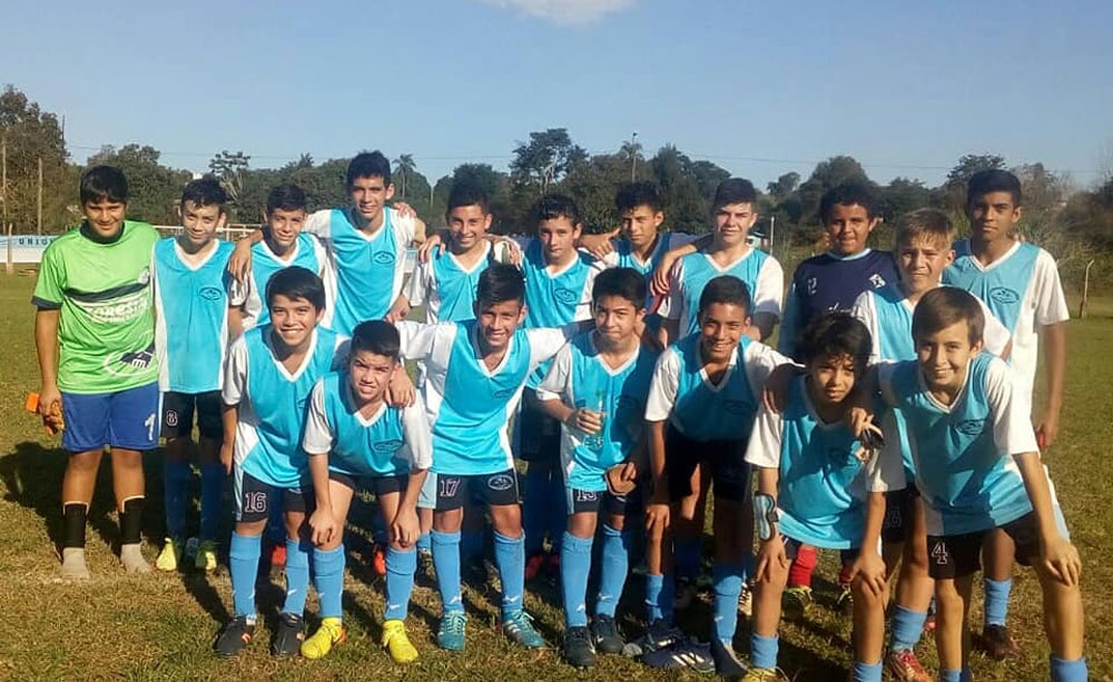 Sigue el duelo de conferencias