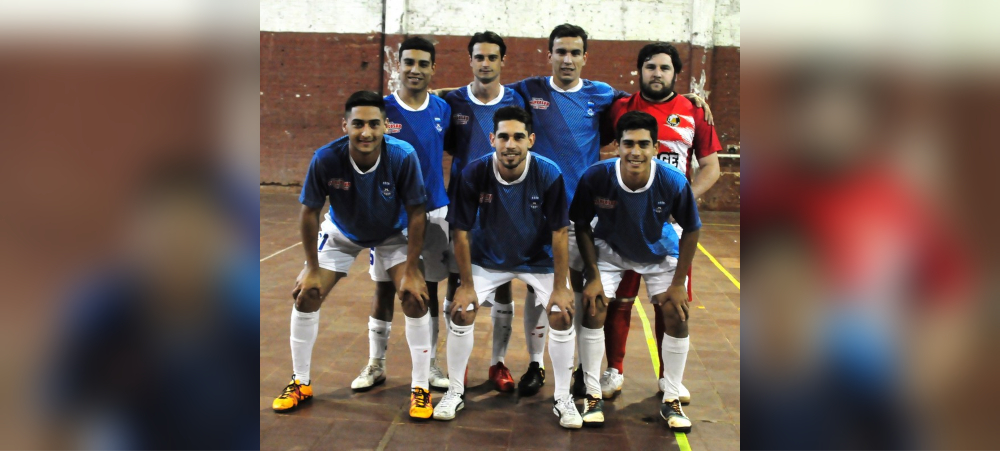 Benjamín y Juventud comparten la cima