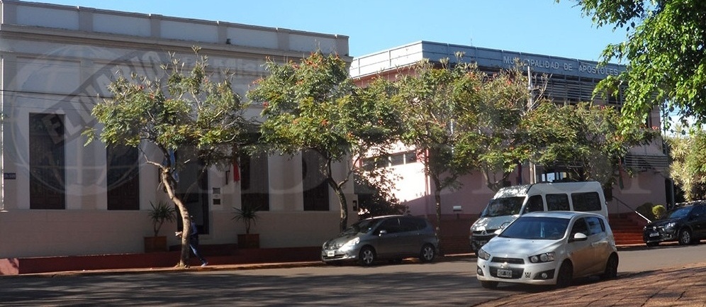 Tensa definición para la intendencia de Apóstoles